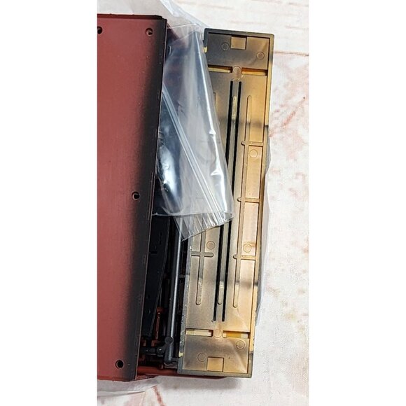 Vintage Model Train Collectible: Branchline Trains Blueprints Series Kits - Picture 12 of 15